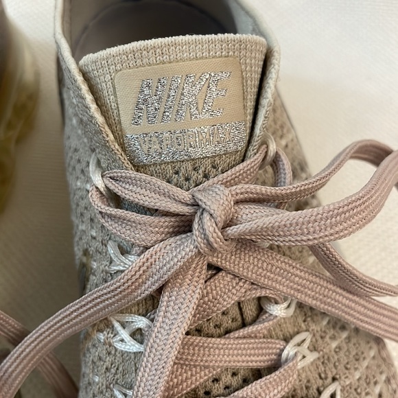 Nike Women’s Vaparmax Flyknit Chrome Sunset Glow Size 6.5 - Picture 6 of 13